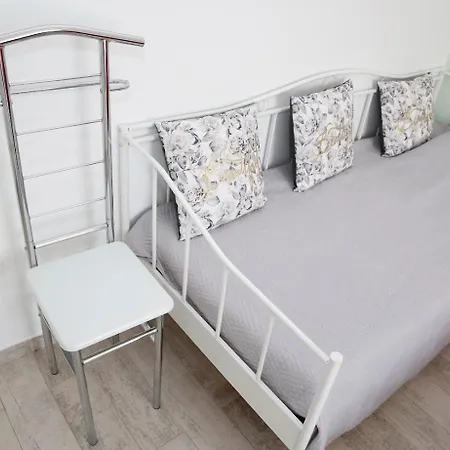 Elena Ii Kat Apartman