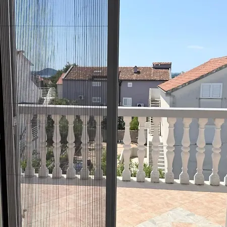 Elena Ii Kat Apartment Vodice