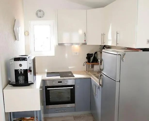 Elena Ii Kat Appartement Vodice