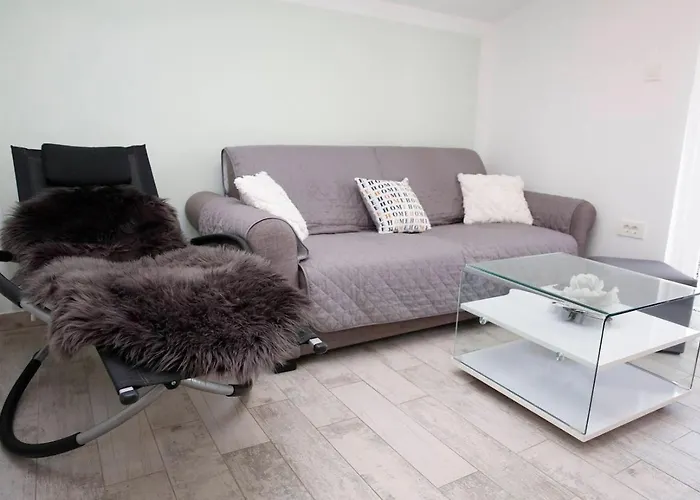 Elena Ii Kat Apartmán Vodice